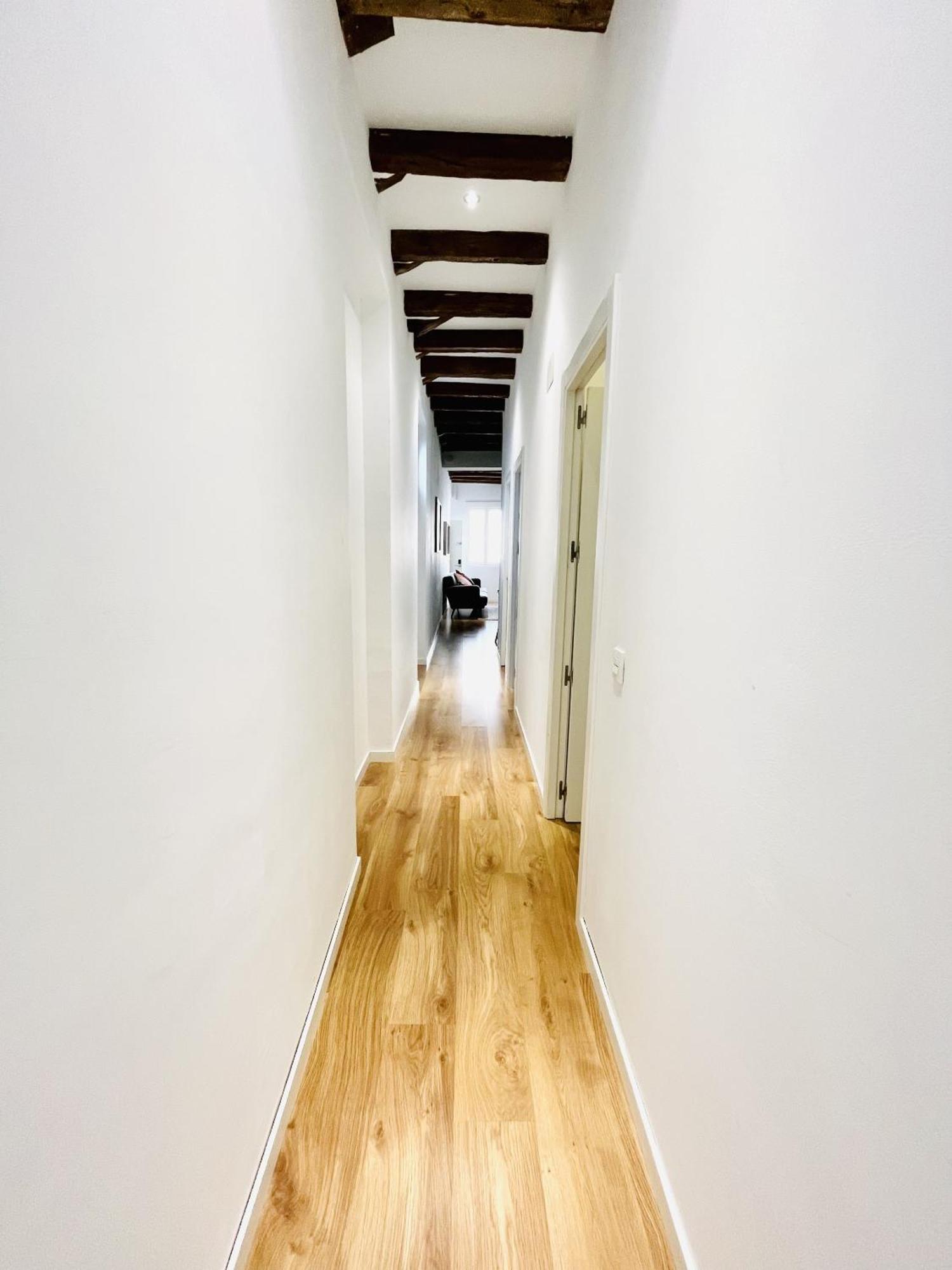 Dplace To Be - Amazing Apartments In Historic Center Мадрид Номер фото